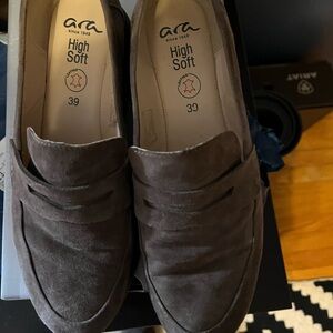 Ara Women's High Soft Loafers - Dark Brown